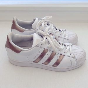 Adidas superstar women’s sneakers